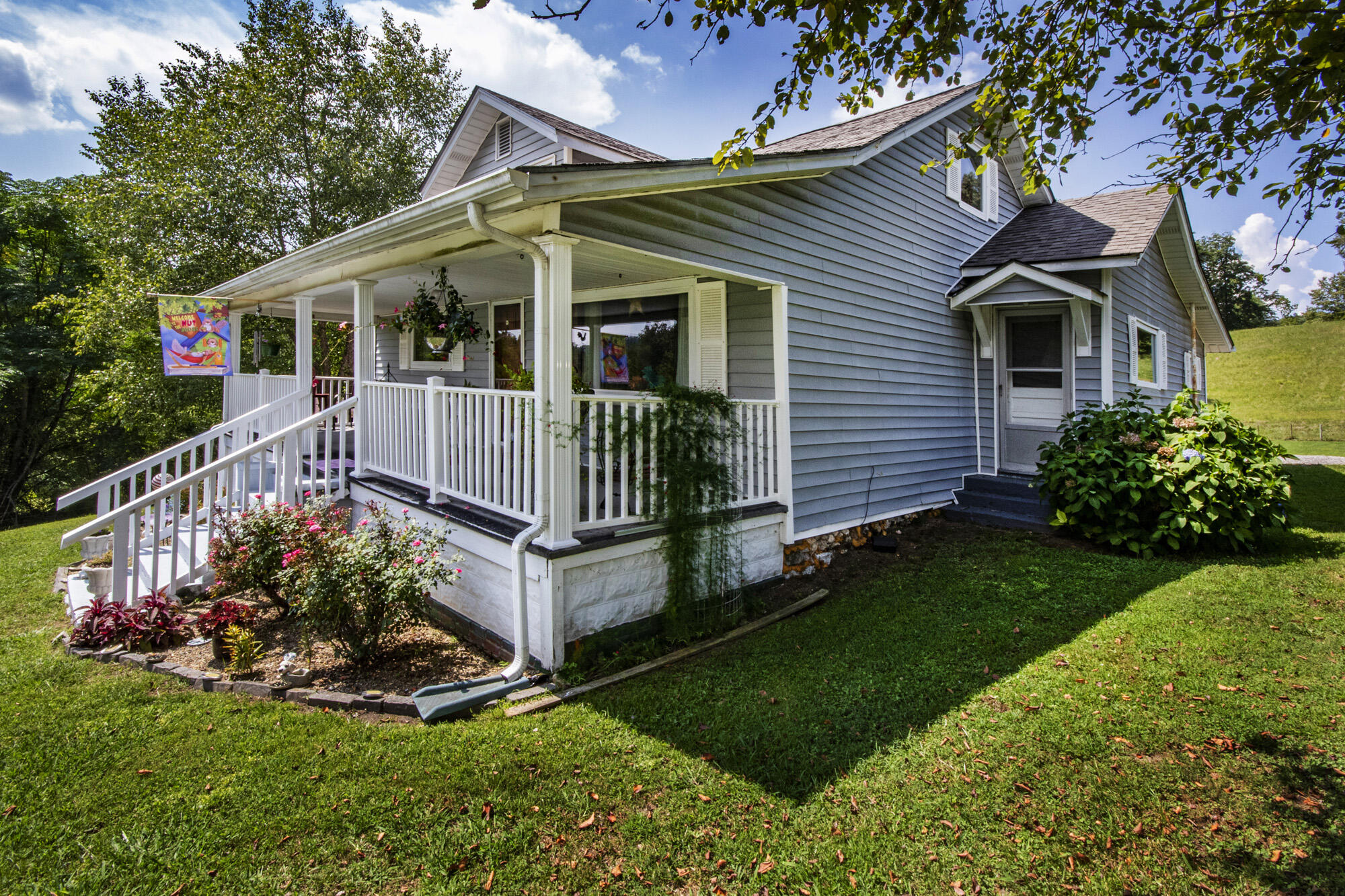 3982 Hickory Valley Road Andersonville, TN 37705 - Photo 3 of 36 V19A1627