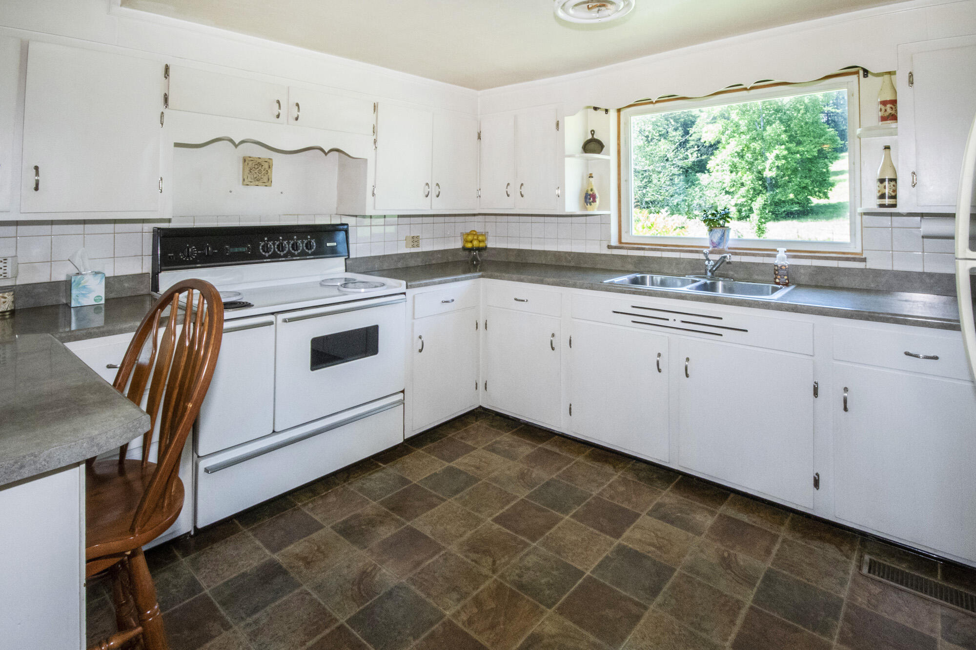 3982 Hickory Valley Road Andersonville, TN 37705 - Photo 22 of 36 V19A1643