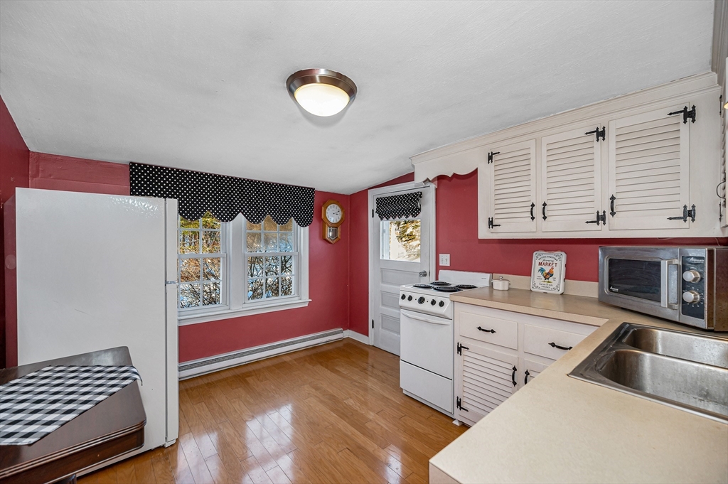 241 Lowell Street, Unit 3 Andover, MA 01810 - Photo 7 of 24