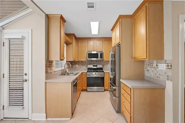 $363,900 | 112 Mt Vernon Circle, Atlanta, GA 30338