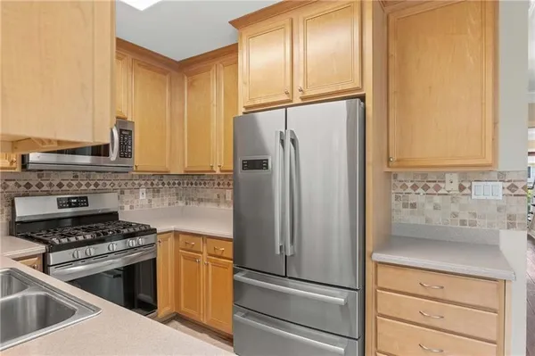 $363,900 | 112 Mt Vernon Circle, Atlanta, GA 30338