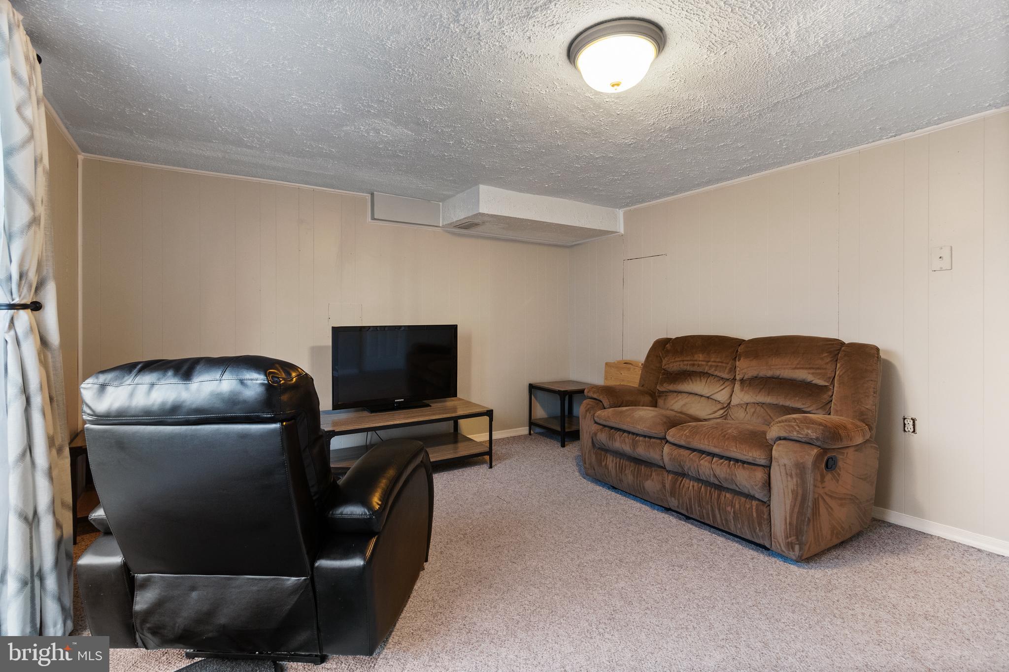 10808 Pedrick Road Philadelphia, PA 19154 - Photo 20 of 26