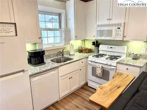 $258,000 | 14 Fish Camp Circle, Newland, NC 28657