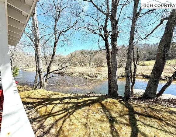 $258,000 | 14 Fish Camp Circle, Newland, NC 28657