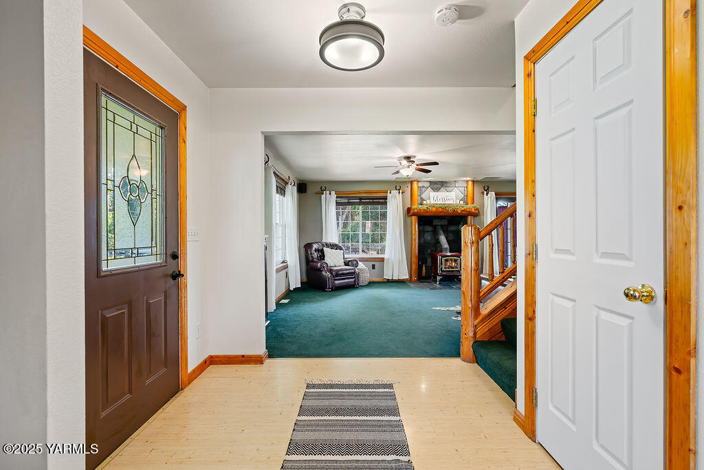 790 Cook Road Yakima, WA 98908 - Photo 13 of 46 a view of a entryway door