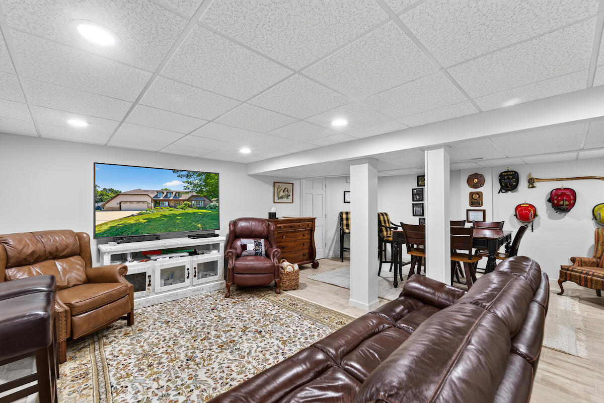 8419 110th Avenue Pleasant Prairie, WI 53158 - Photo 29 of 41 8419 Lower rec-room