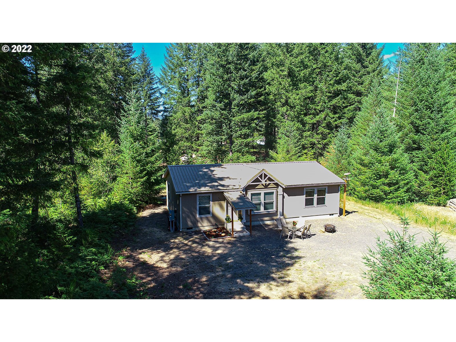 111 Heslen Road Carson, WA 98610 - Photo 1 of 25 Gallery Image 1