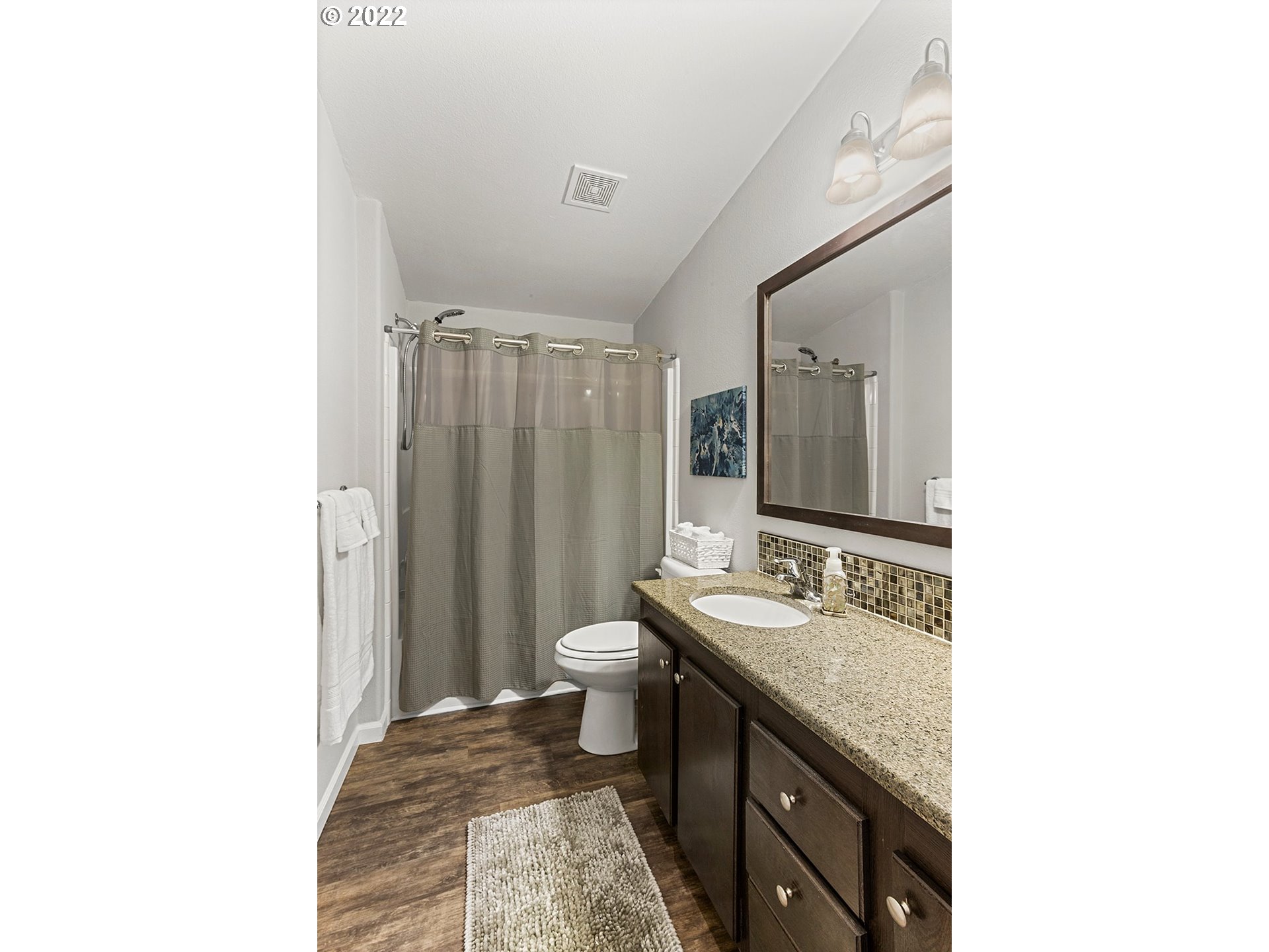 111 Heslen Road Carson, WA 98610 - Photo 21 of 25 Bathroom