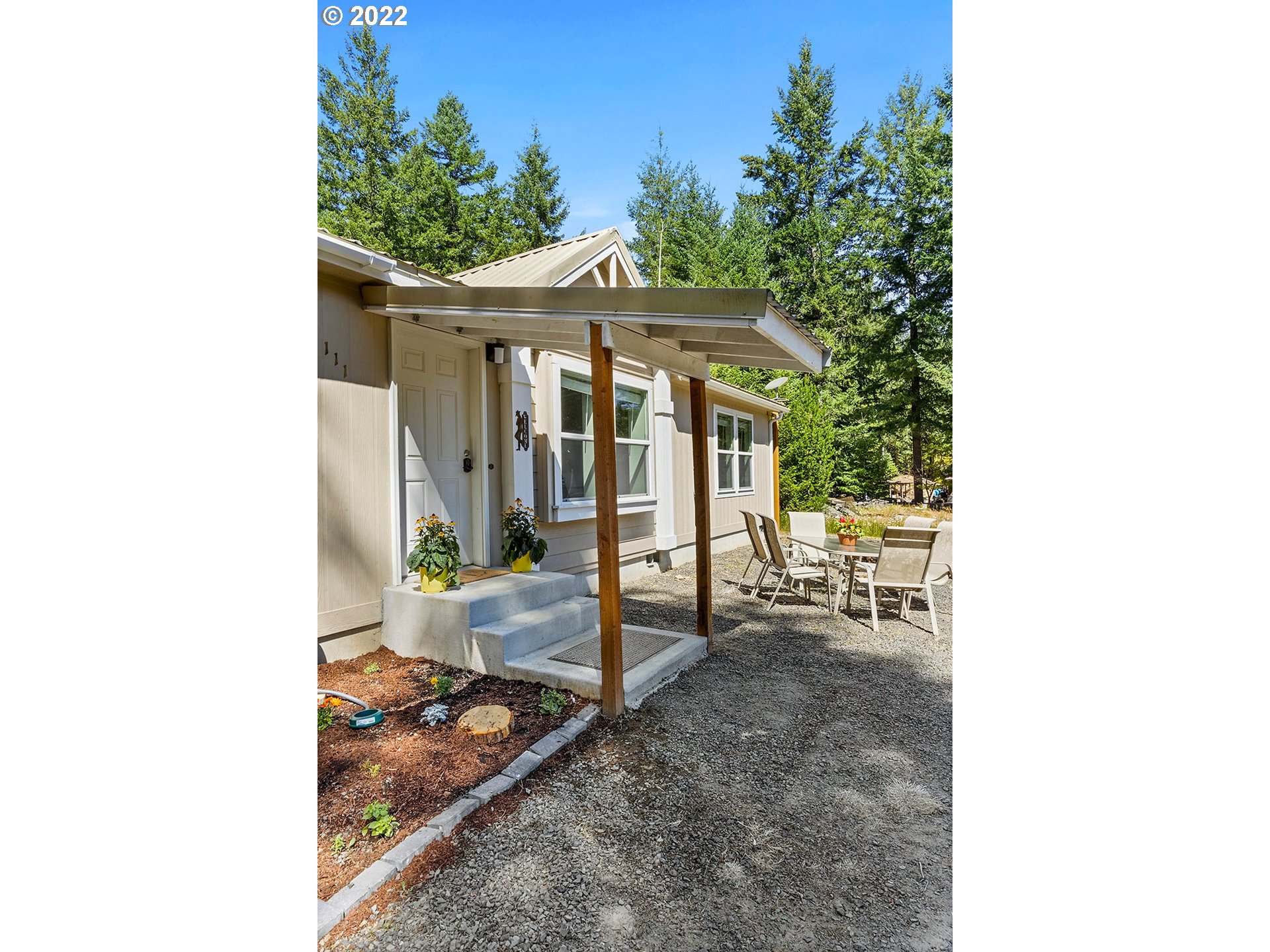 111 Heslen Road Carson, WA 98610 - Photo 5 of 25 Porch