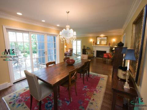 95 Handy Road Grosse Pointe, MI 48236 - Photo 6 of 9 853894-5.JPG