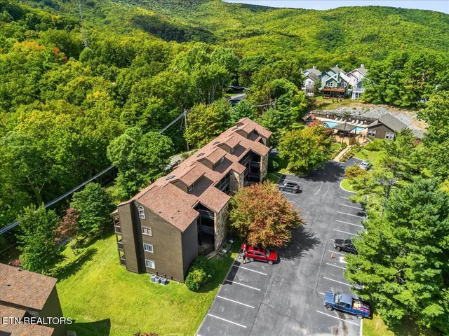 $235,000 | 1380 Ski View Drive, Unit 1106, Gatlinburg, TN 37738