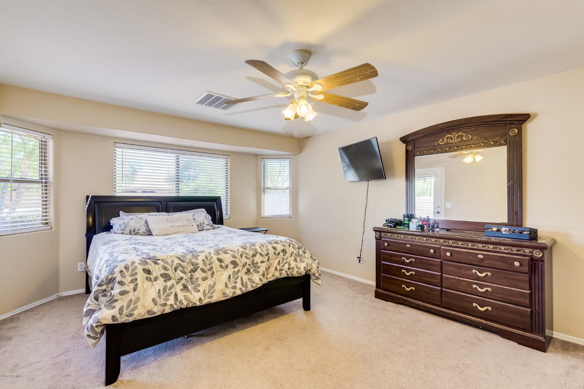 2533 West Darrel Road Phoenix, AZ 85041 - Photo 9 of 20 Darrel (14)