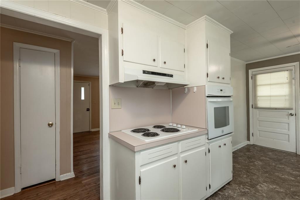 1037 Little Road Newton, NC 28658 - Photo 11 of 44 Gallery Image 11