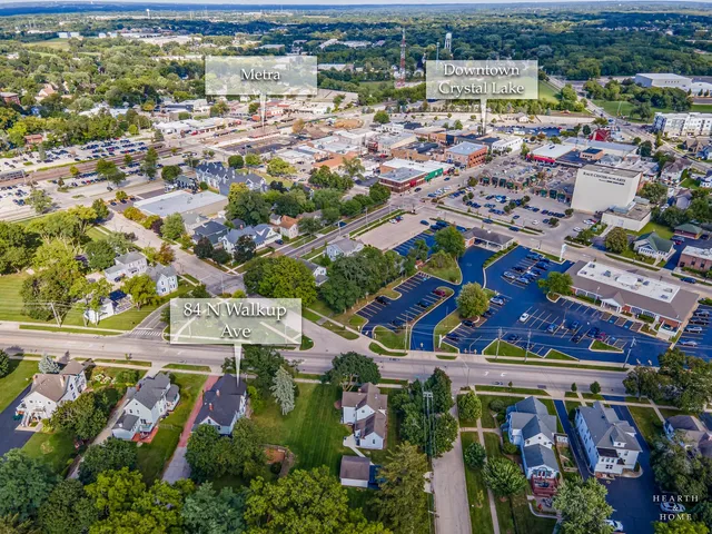 $425,000 | 84 North Walkup Avenue, Crystal Lake, IL 60014
