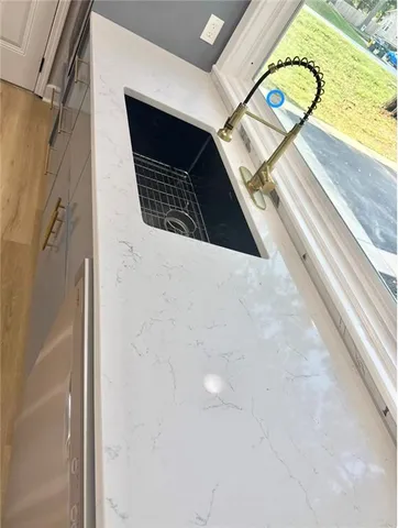 $699,000 | 7019 West 69th Terrace, Overland Park, KS 66204