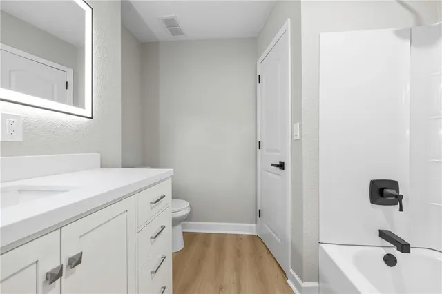 $699,000 | 7019 West 69th Terrace, Overland Park, KS 66204