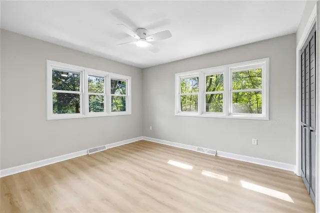 $699,000 | 7019 West 69th Terrace, Overland Park, KS 66204