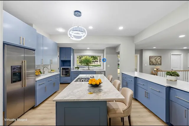 $699,000 | 7019 West 69th Terrace, Overland Park, KS 66204