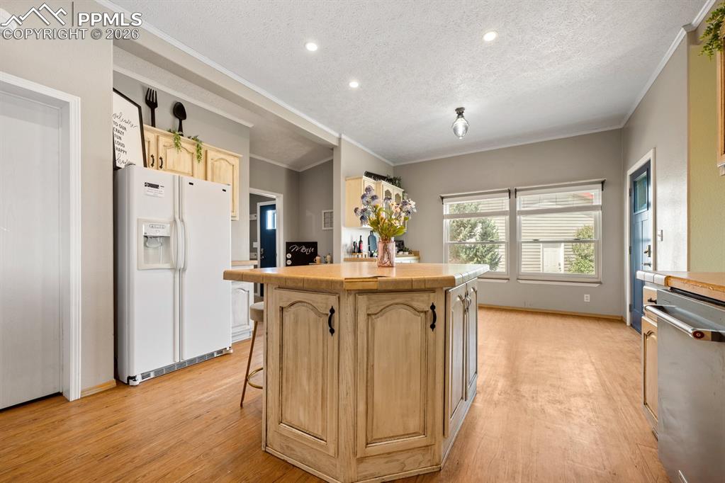 6289 Galbreth Road Pueblo, CO 81005 - Photo 13 of 48