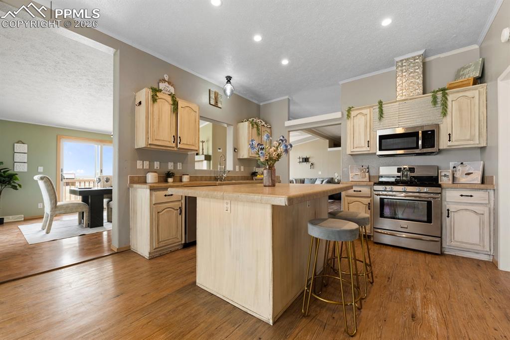 6289 Galbreth Road Pueblo, CO 81005 - Photo 14 of 48