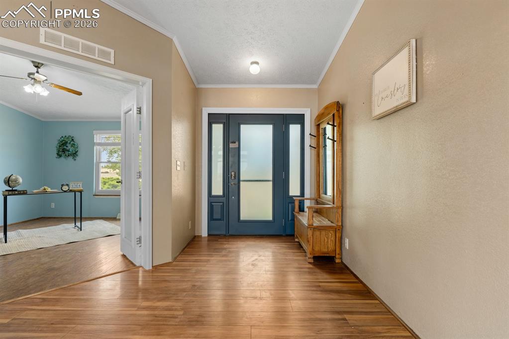 6289 Galbreth Road Pueblo, CO 81005 - Photo 4 of 48