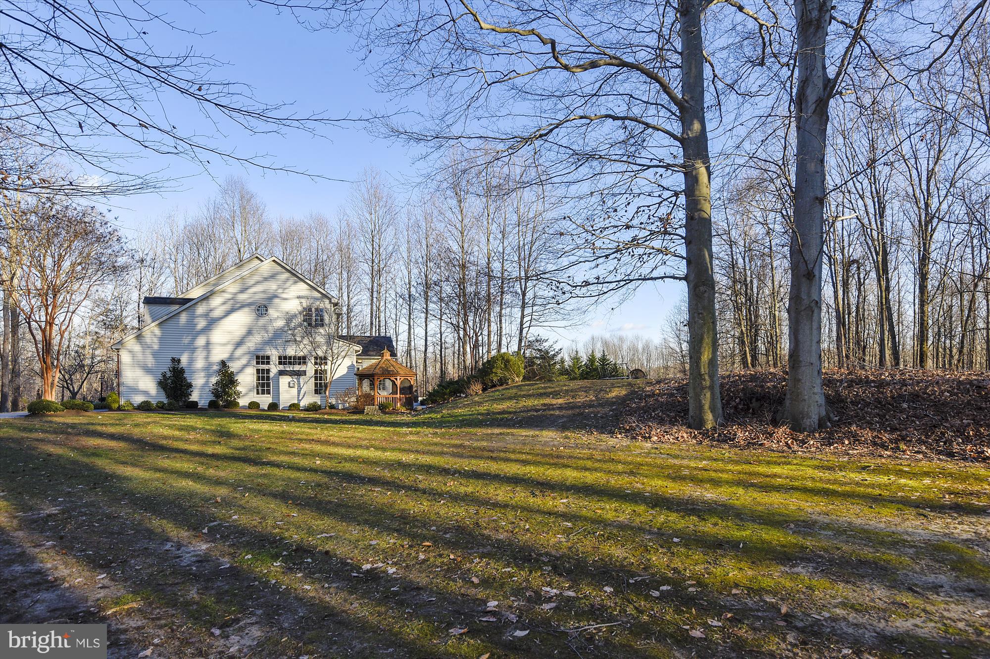 2019 Gresham Lane Davidsonville, MD 21035 - Photo 76 of 85 a view of a fountain in middle of the yard