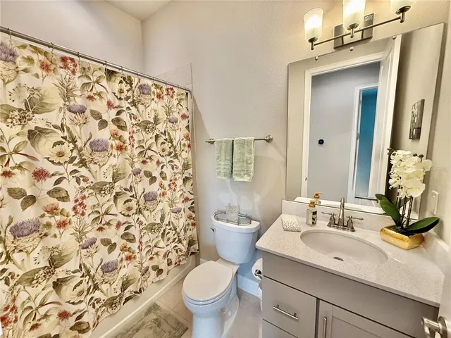 an empty room with closet area