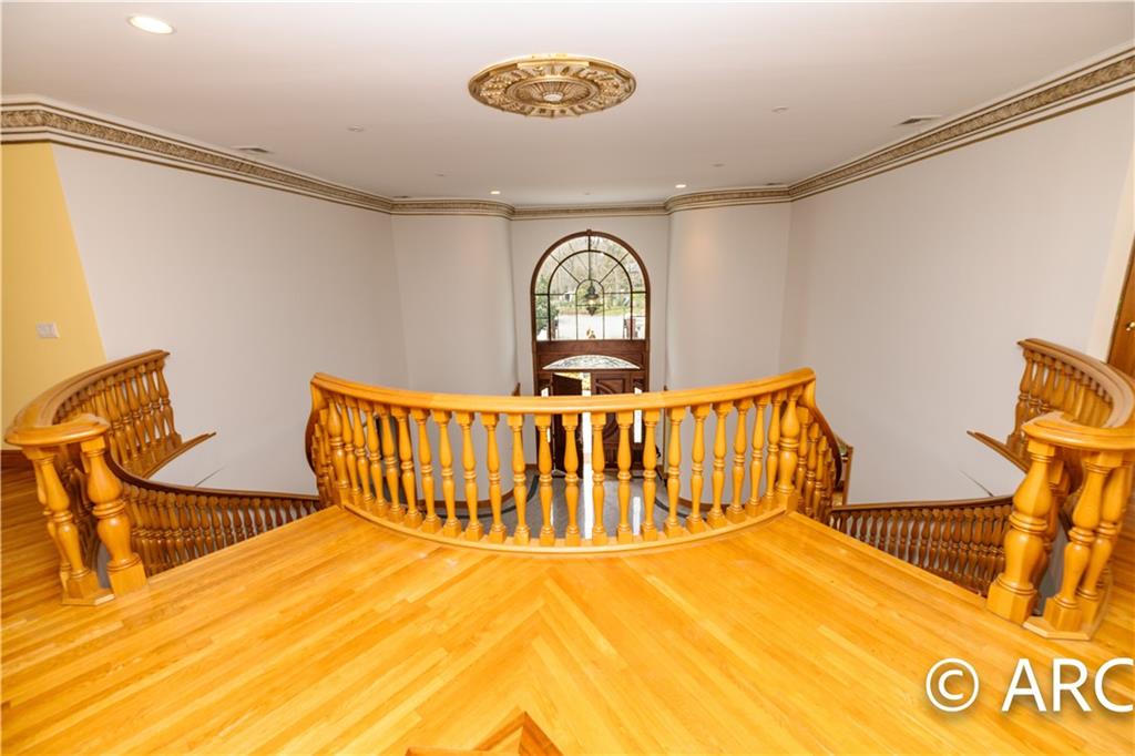 66 Wolver Hollow Road Glen Head, NY 11545 - Photo 37 of 46