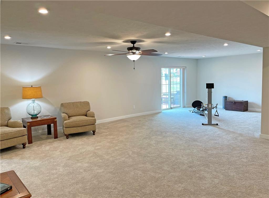 235 Regency Drive Eighty Four, PA 15330 - Photo 34 of 37 a living room with furniture