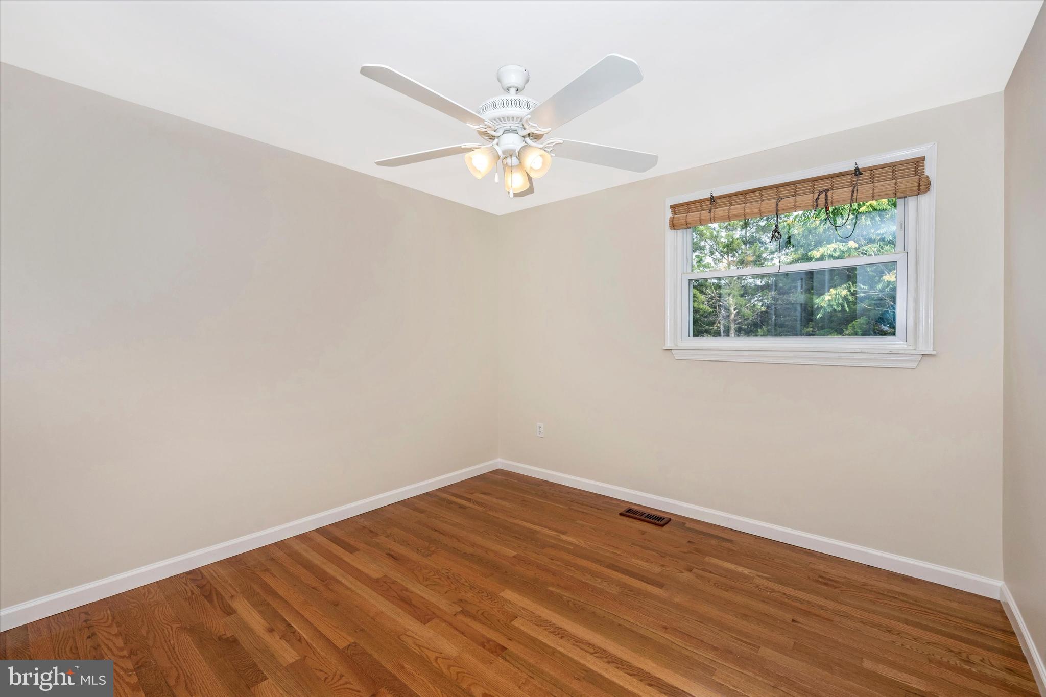 17643 Kohlhoss Road Poolesville, MD 20837 - Photo 19 of 38
