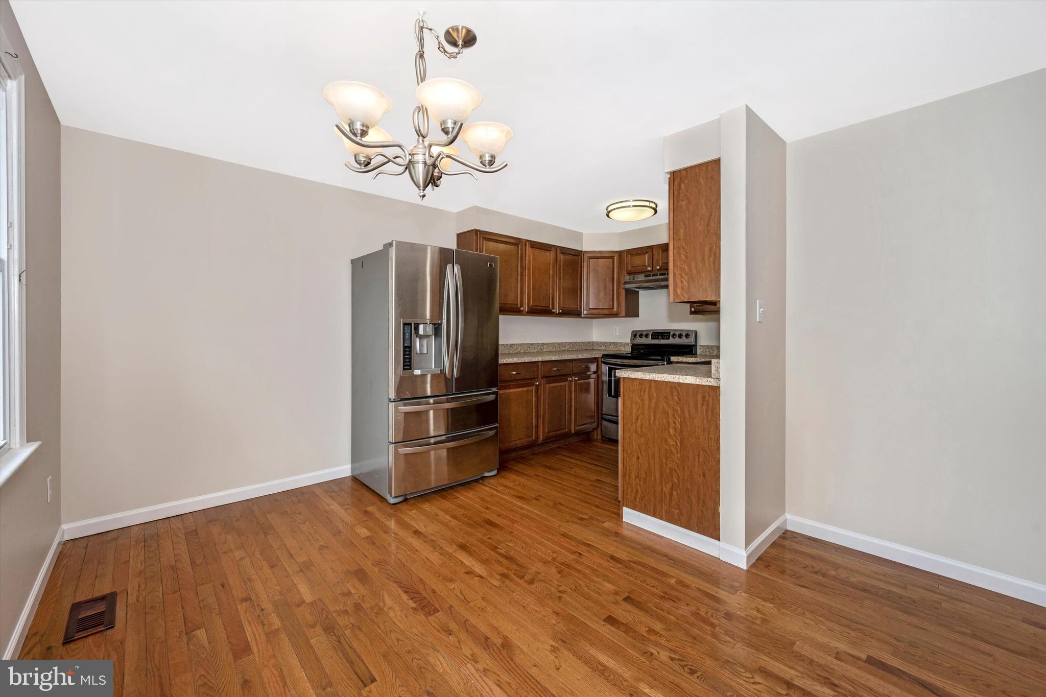 17643 Kohlhoss Road Poolesville, MD 20837 - Photo 4 of 38