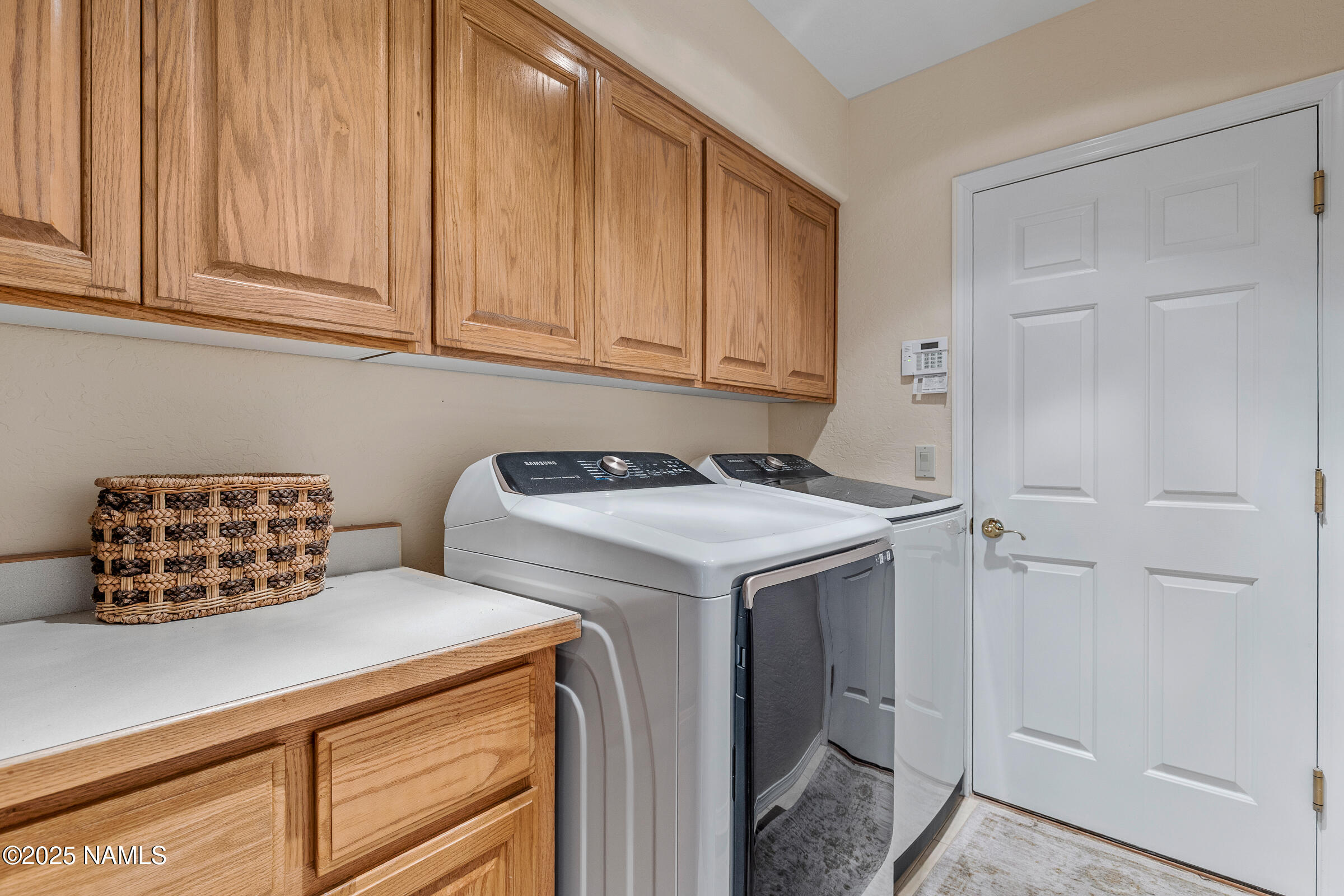 2252 Link Smith Flagstaff, AZ 86005 - Photo 43 of 53 a utility room with dryer and washer