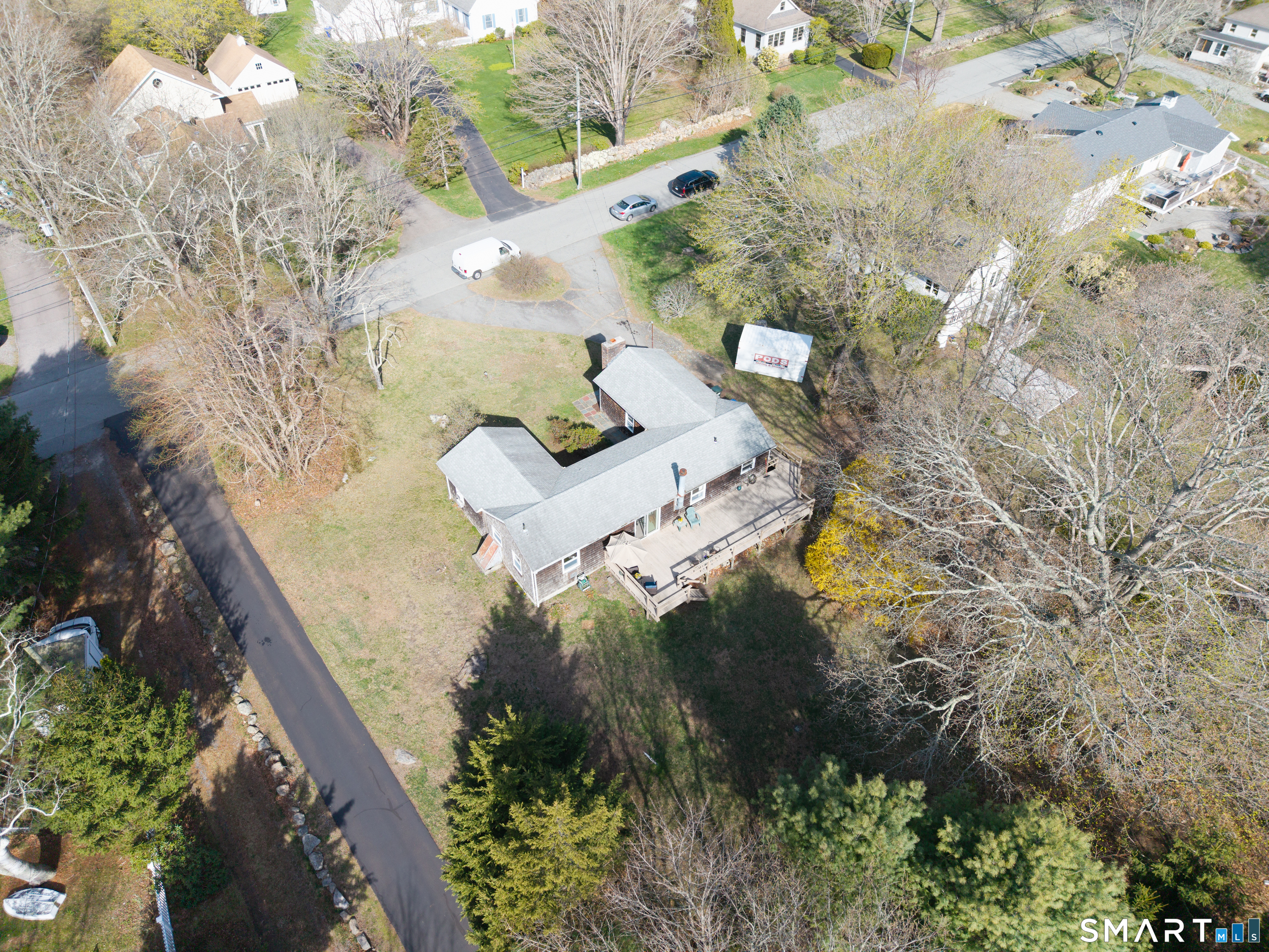 226 Pequot Avenue Groton, CT 06355 - Photo 2 of 11 a view of a yard with plants