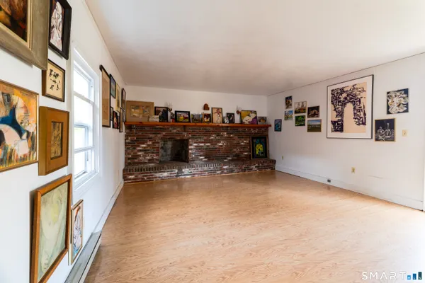 $460,000 | 226 Pequot Avenue, Groton, CT 06355