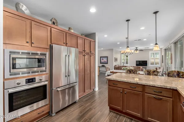 $739,000 | 10260 East White Feather Lane, Unit 1002, Scottsdale, AZ 85262