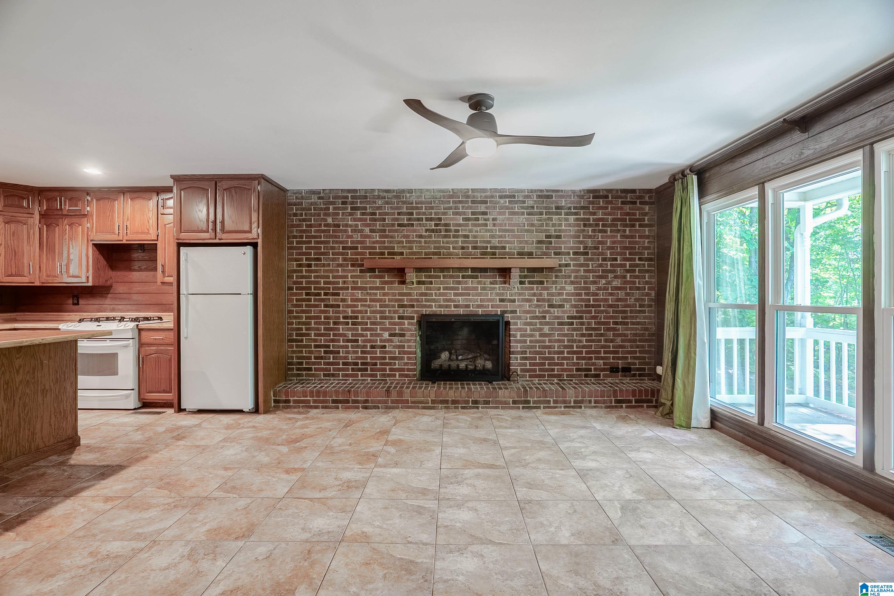 87 Roberts Road Ashville, AL 35953 - Photo 11 of 42