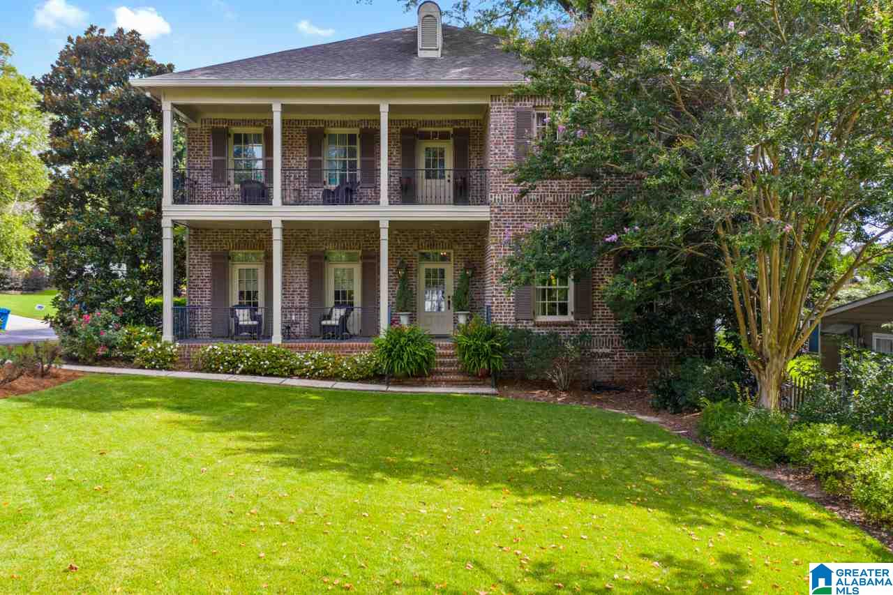 2101 Chestnut Road Vestavia Hills, AL 35216 - Photo 3 of 48