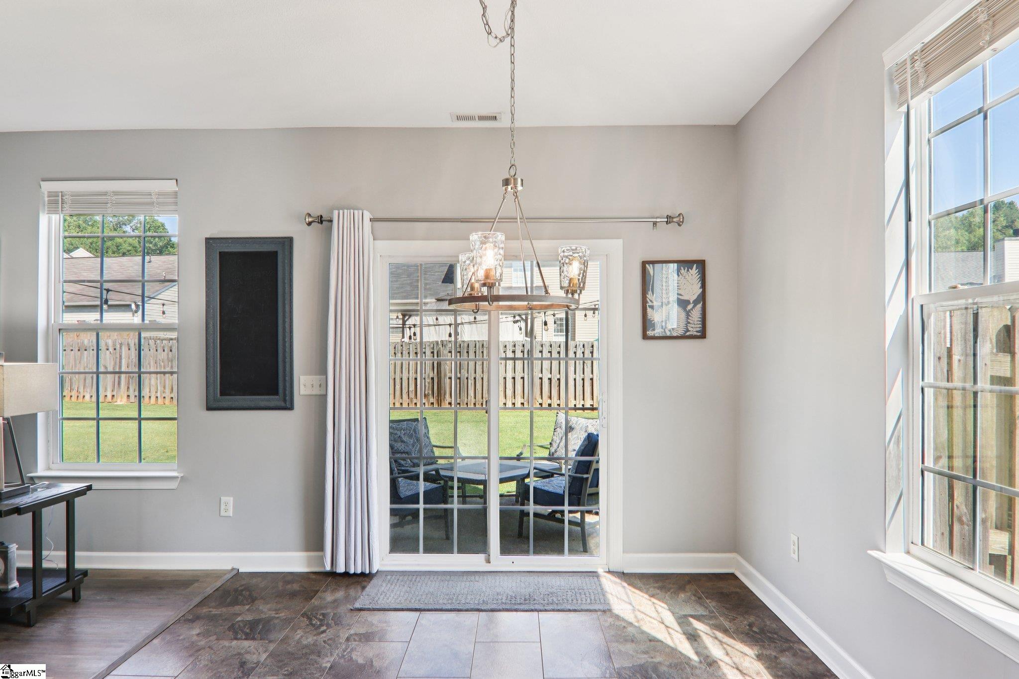 236 Worcester Lane Easley, SC 29642 - Photo 11 of 48