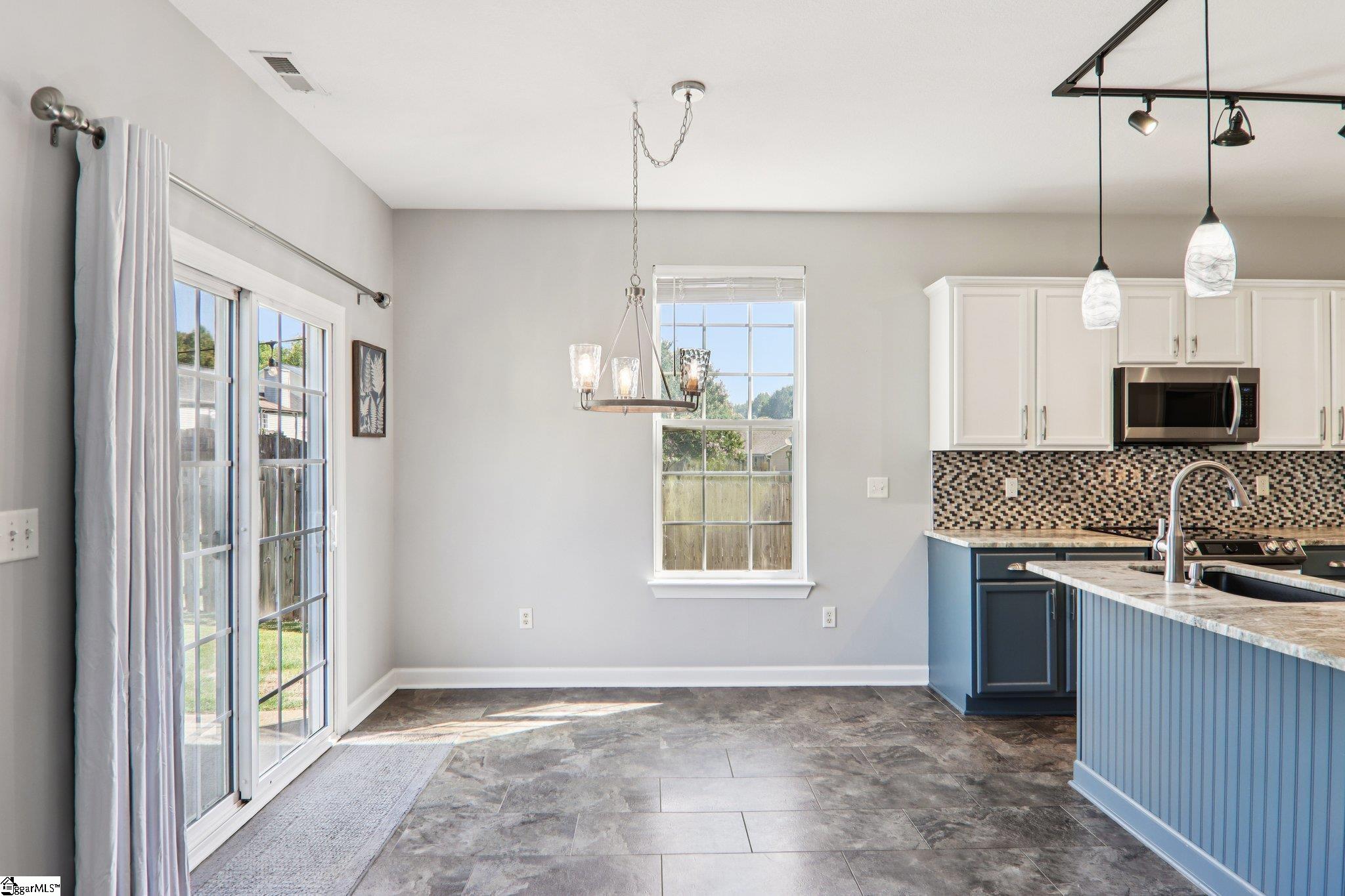 236 Worcester Lane Easley, SC 29642 - Photo 12 of 48