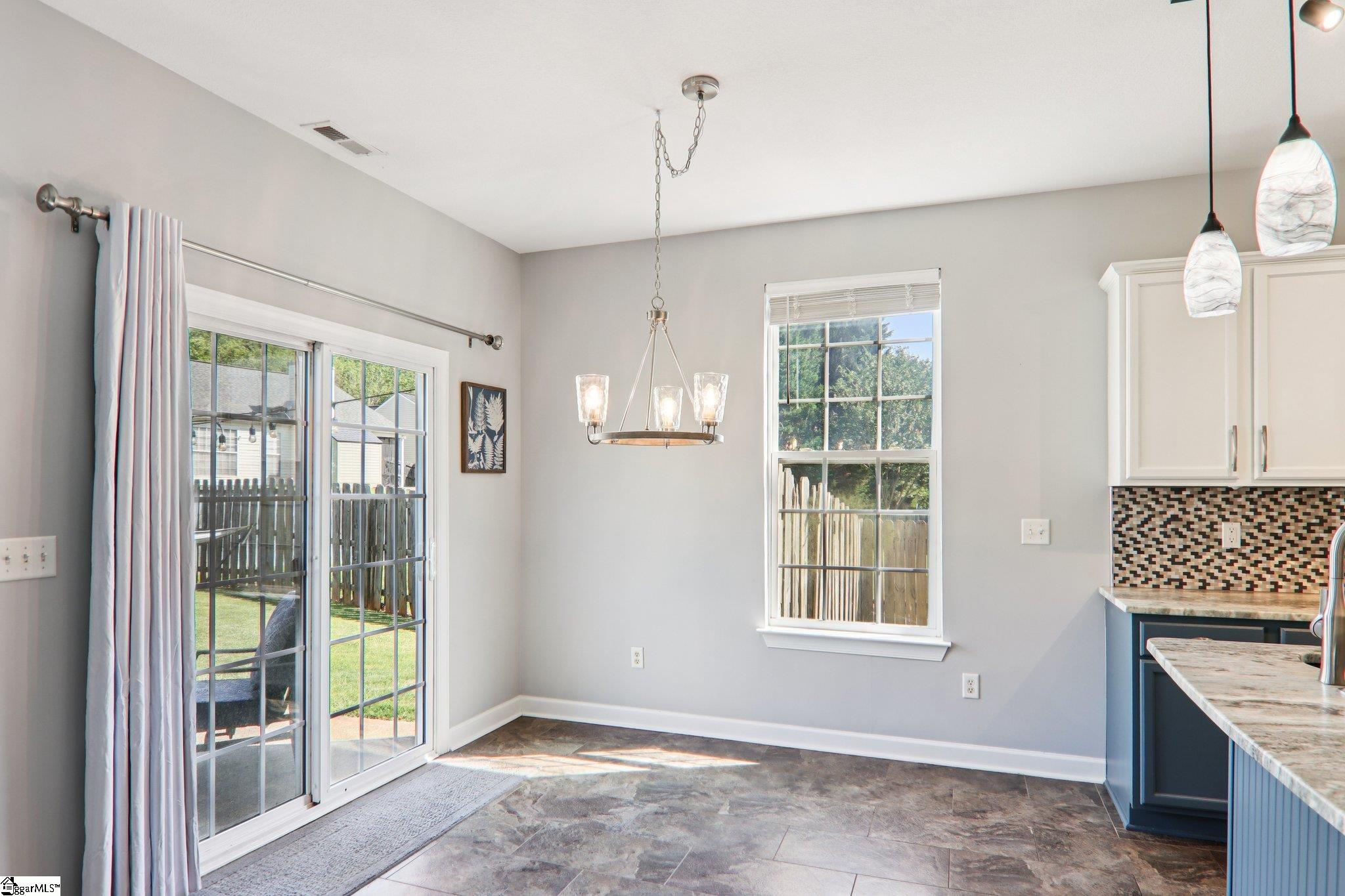 236 Worcester Lane Easley, SC 29642 - Photo 13 of 48