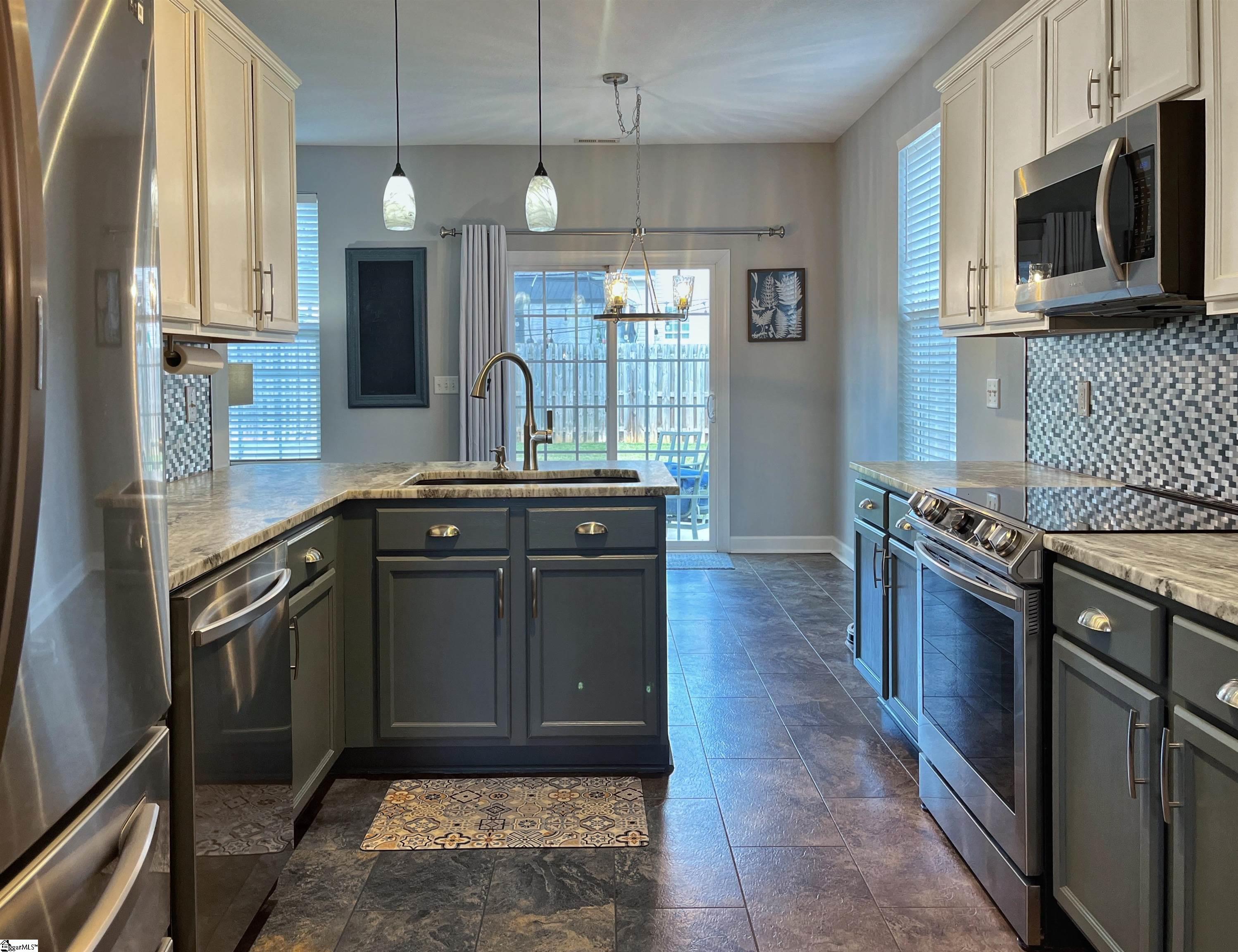 236 Worcester Lane Easley, SC 29642 - Photo 17 of 48