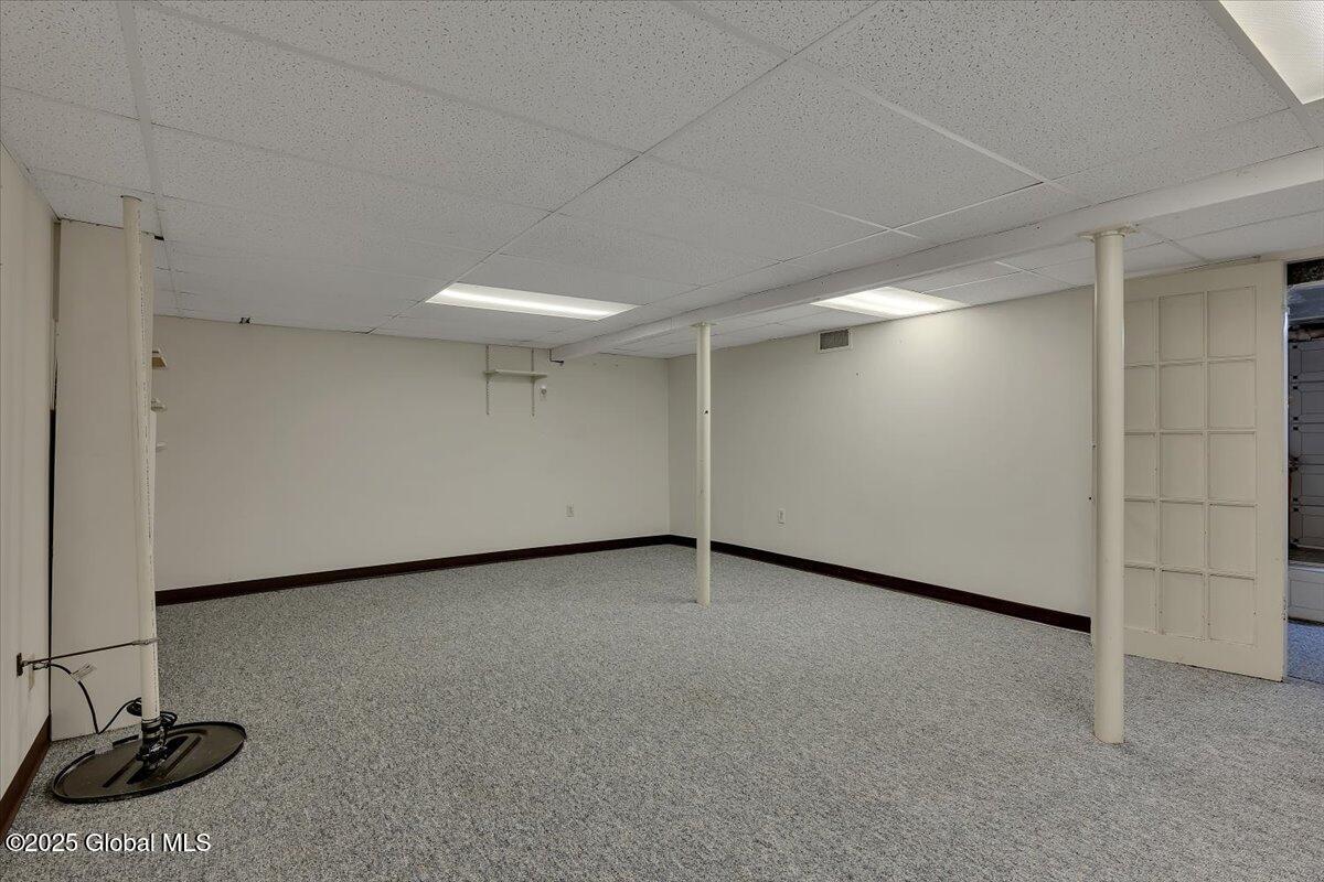 327 Sullivan Road Schenectady, NY 12304 - Photo 20 of 31 18-P1430631 copy