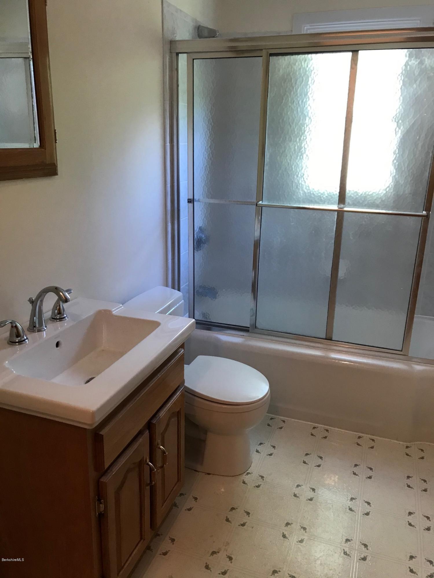 76 Bee Hill Road Williamstown, MA 01267 - Photo 14 of 22 Bath