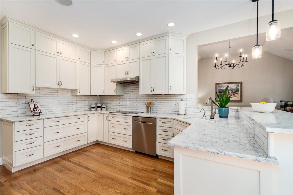 21 Moon Shadow Drive Pelham, NH 03076 - Photo 13 of 40