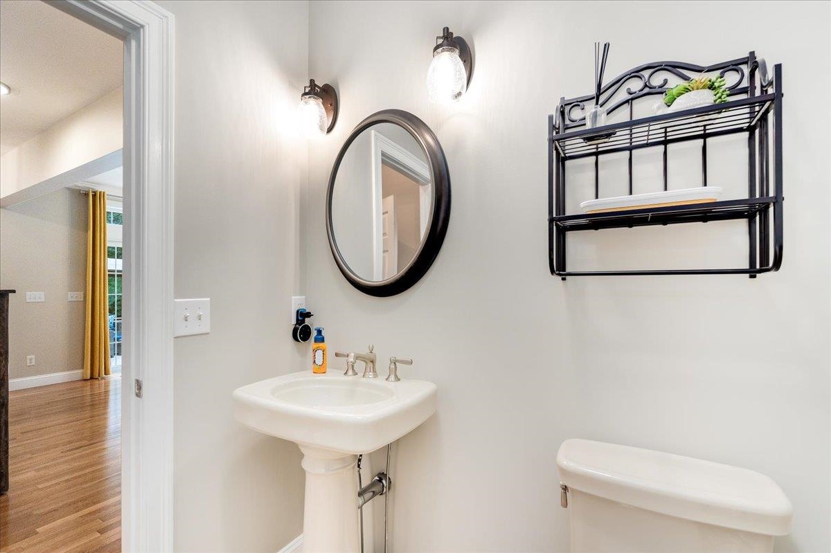 21 Moon Shadow Drive Pelham, NH 03076 - Photo 19 of 40