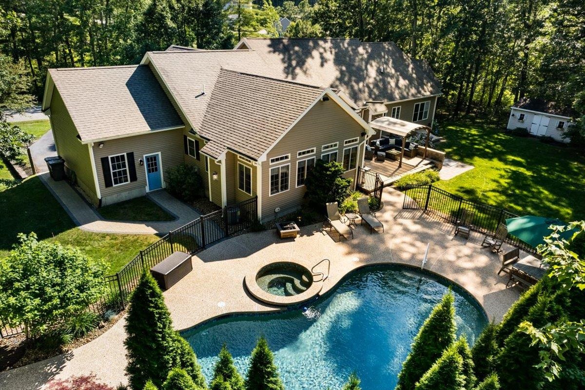 21 Moon Shadow Drive Pelham, NH 03076 - Photo 32 of 40