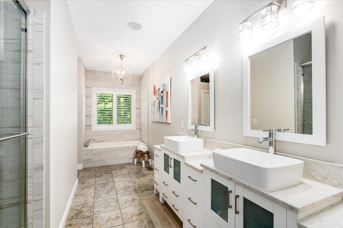 21 Moon Shadow Drive Pelham, NH 03076 - Photo 5 of 40