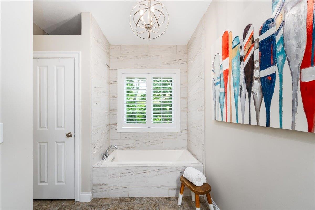 21 Moon Shadow Drive Pelham, NH 03076 - Photo 6 of 40