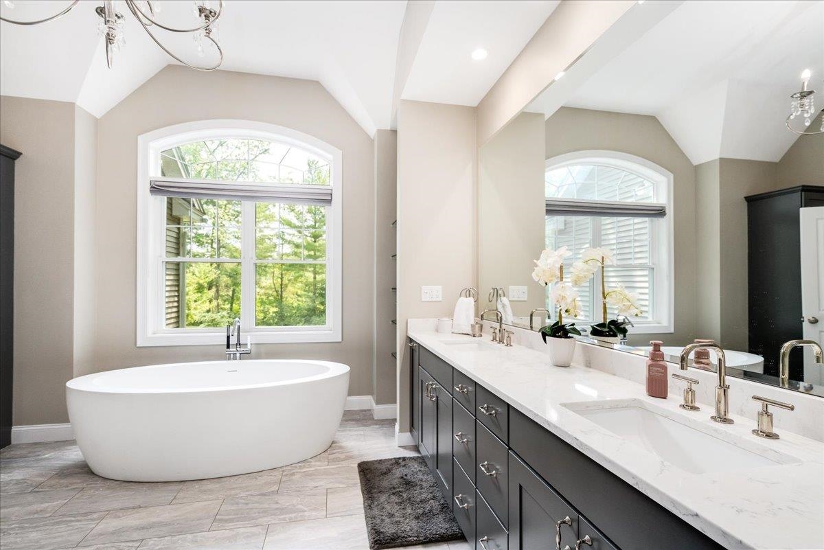 21 Moon Shadow Drive Pelham, NH 03076 - Photo 10 of 40