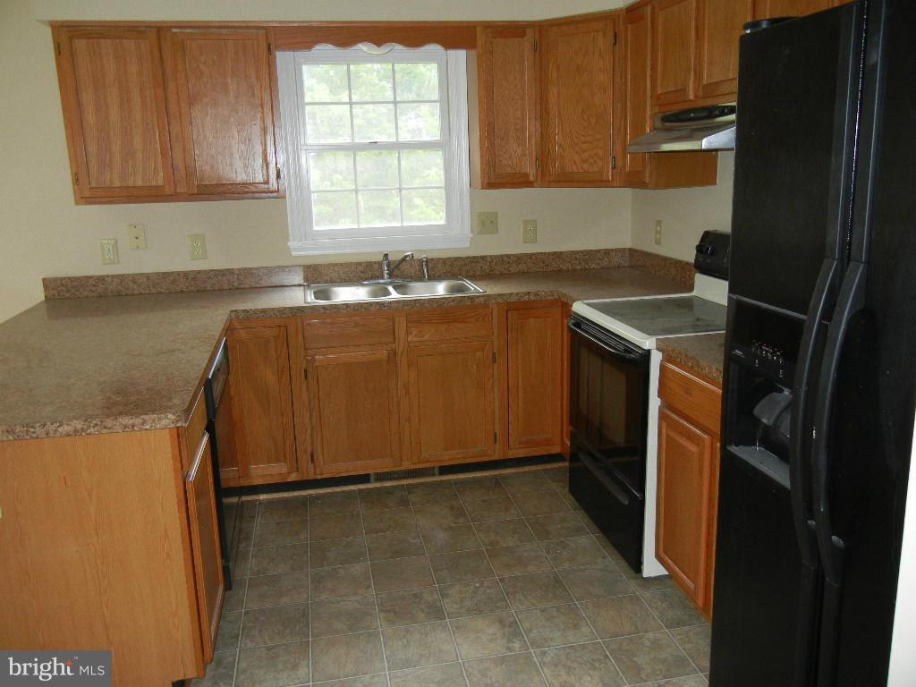 1200 Ripple Court Front Royal, VA 22630 - Photo 12 of 30 Kitchen